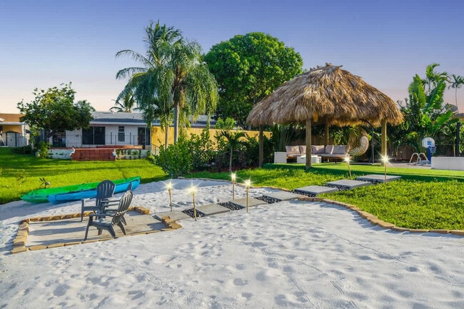 Building Photo - 18735 NE 18th Ave