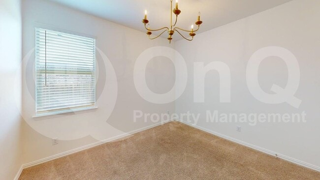 Building Photo - 749 Twinvale Dr