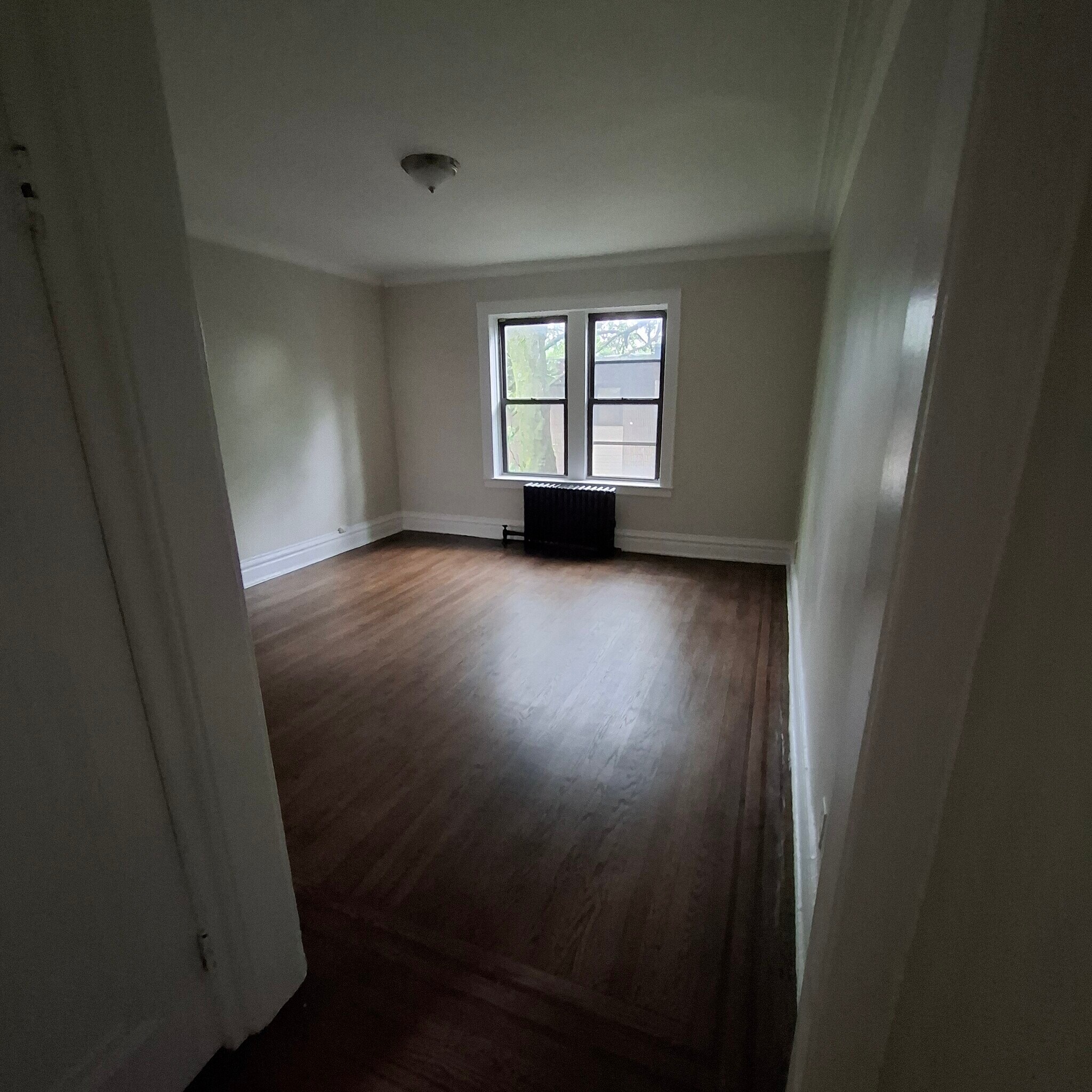 24 S Grove St B6 - 82 S Grove St