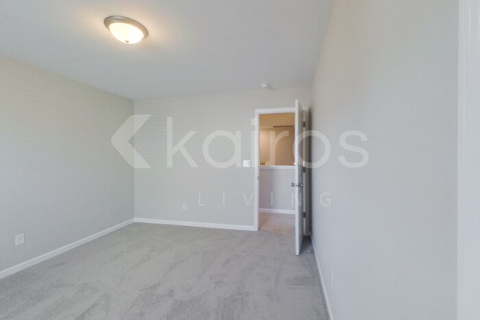 Building Photo - 7034 Foggy River Dr