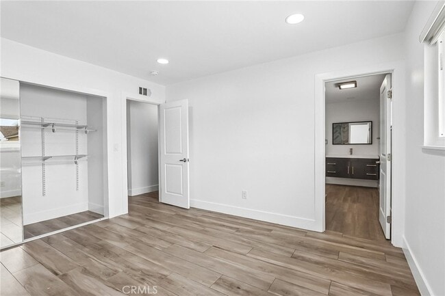 Building Photo - 17151 Hague Ln