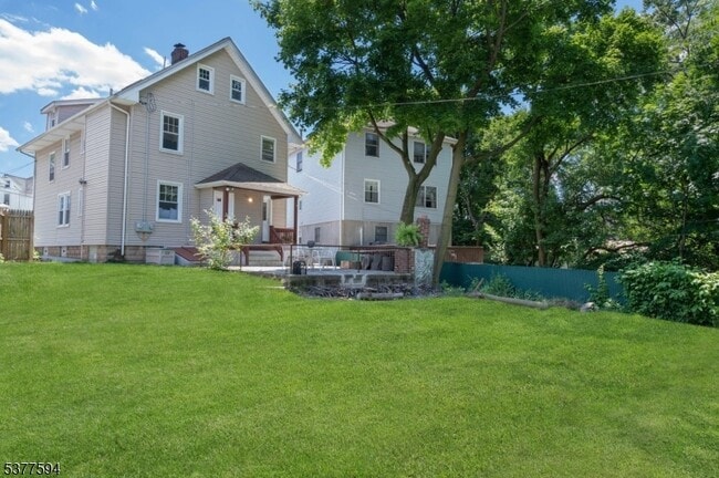 Building Photo - 21 Claremont Ave