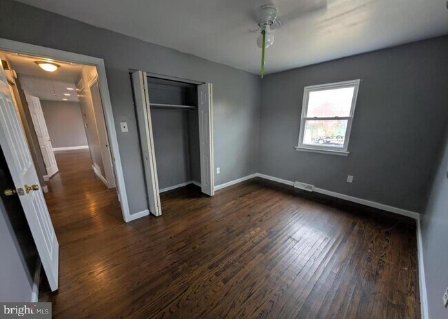 Building Photo - 126 Juniper Ave