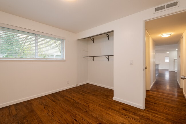 Building Photo - 31750 7th Pl S