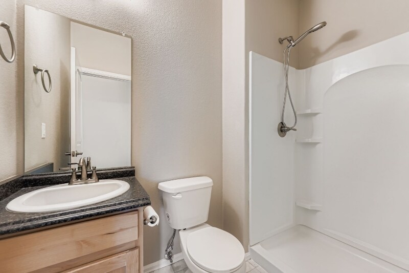 Building Photo - 1845 Sunset Vista Dr