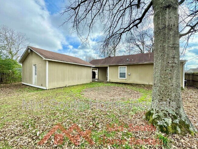 Building Photo - 7312 Country Side Rd