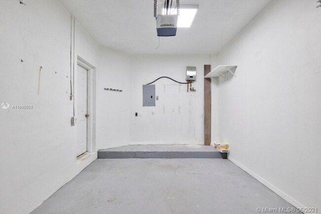 Building Photo - 12375 NW 10th Dr