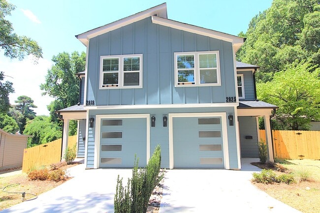 Primary Photo - Bright & Modern New Construction Townhome i