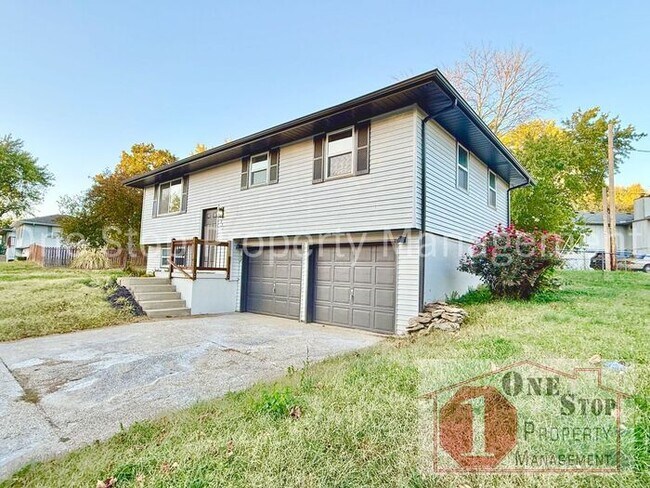 Primary Photo - 4-Bedroom, 2.5-Bathroom home in Independence