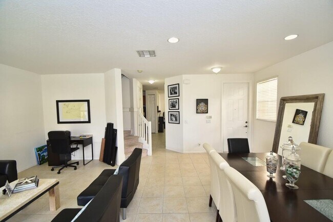Building Photo - 16178 Poppy Seed Cir