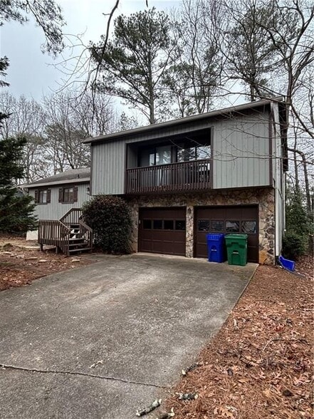 Building Photo - 1756 Pierce Arrow Pkwy