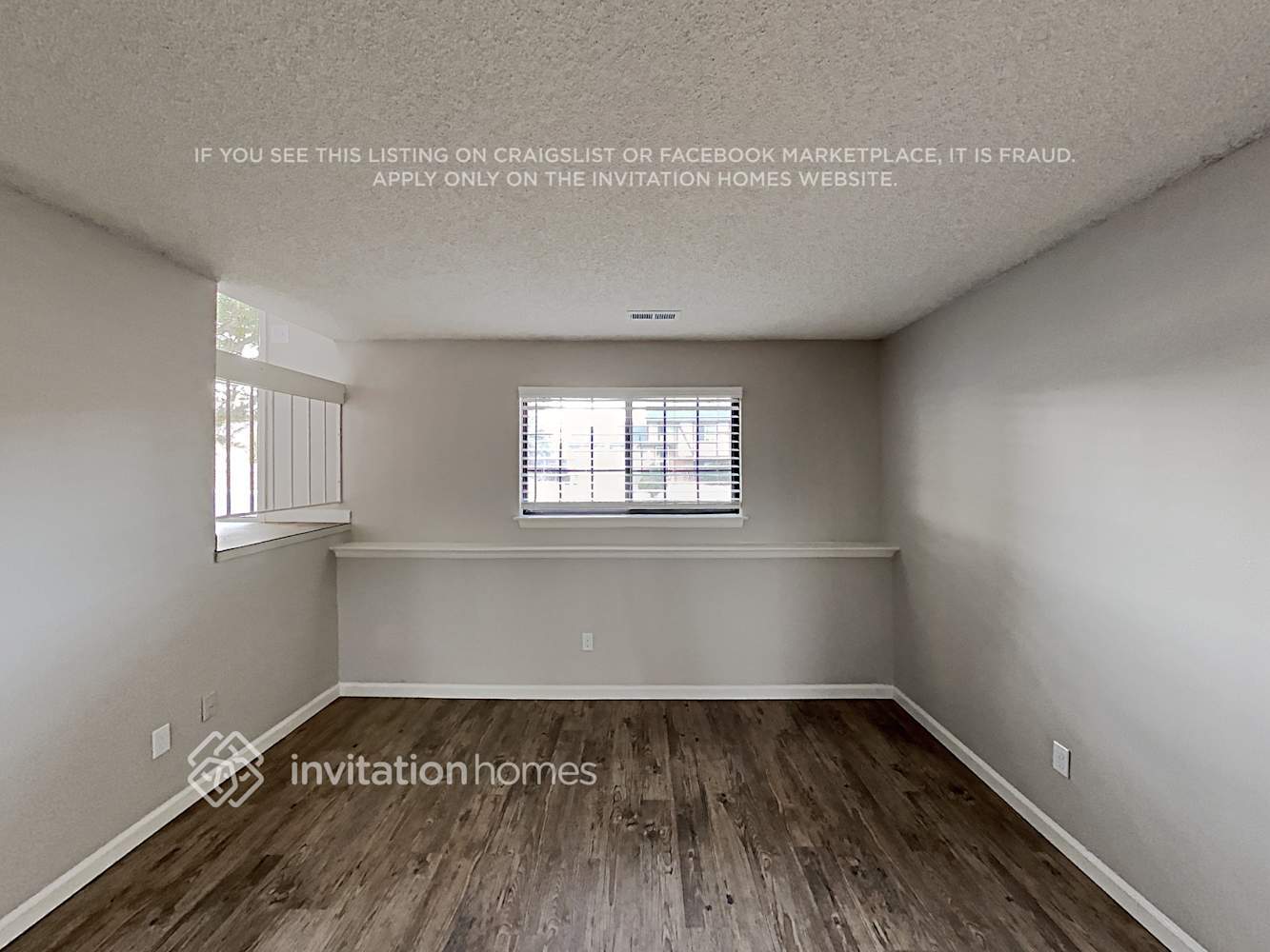 Building Photo - 12150 Bellaire St