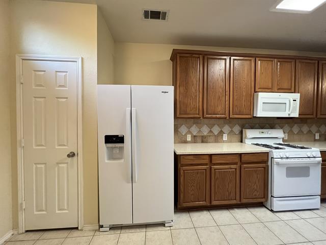 Building Photo - 6847 Winston Dr