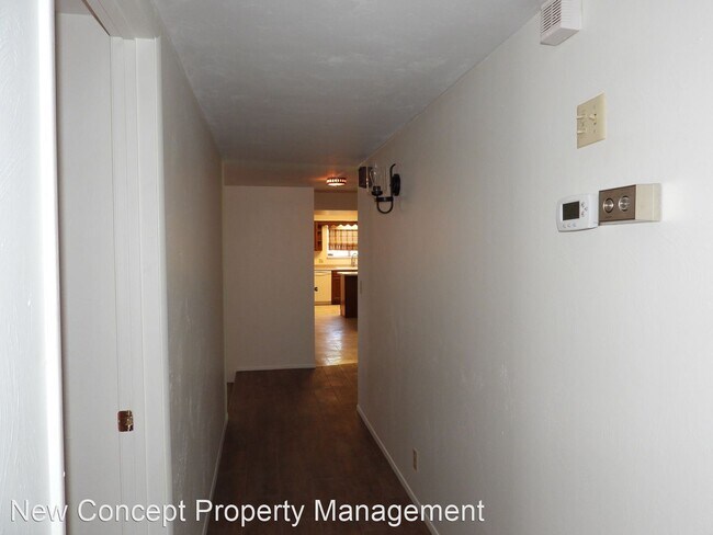 Building Photo - 4 br, 2 bath House - 2240 S Camino Seco