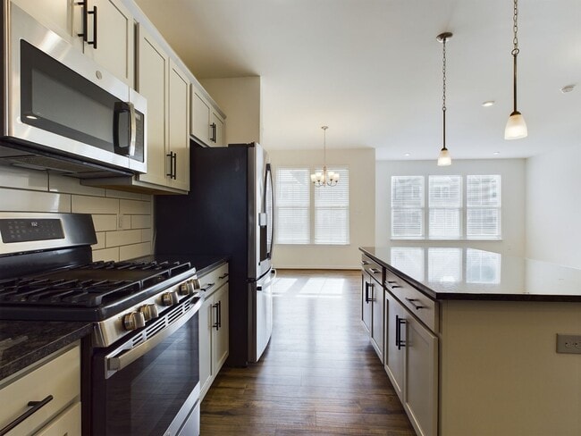 Building Photo - 6127 Buntline Ln