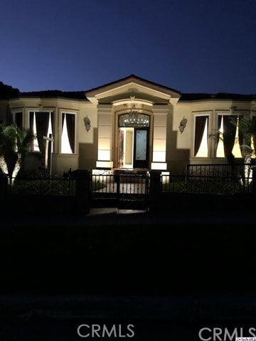 Building Photo - 831 E Orange Grove Ave