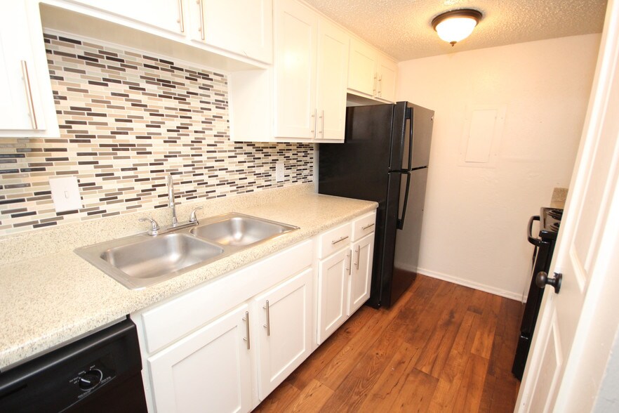 Emerald Hills Apartments Fort Worth, TX Apartment Finder