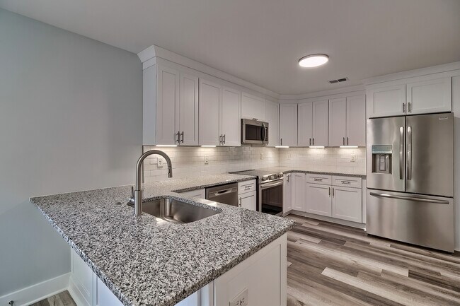 Building Photo - 209 Lynch Ln