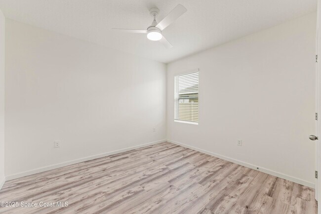 Building Photo - 1145 Dugan CIR SE