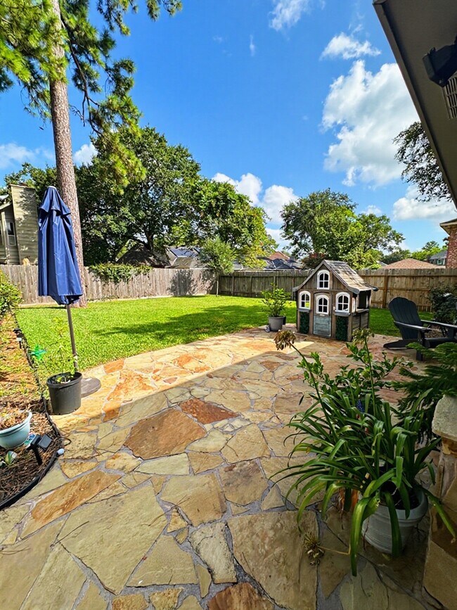 Building Photo - 3934 Cypress Lake Dr