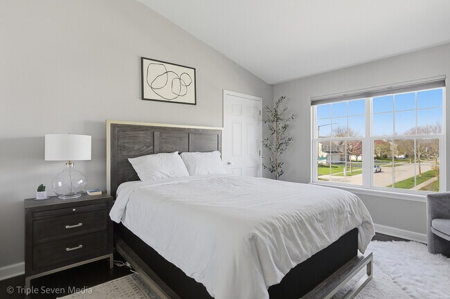 Building Photo - 1260 White Chapel Ln