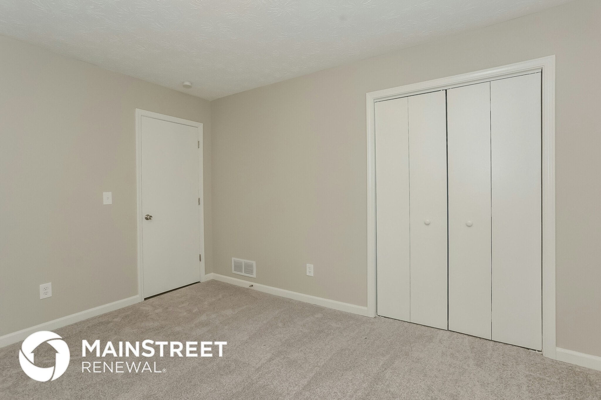 Building Photo - 3385 Revere Cir