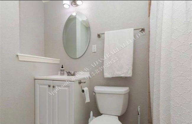 Building Photo - Updated 3 Bed 2 Bath Home in Gardner - Available in JULY!!