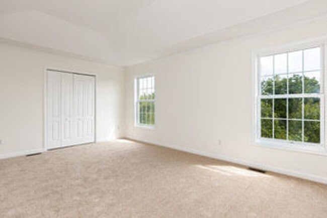 Building Photo - Spacious Hockessin Townhome