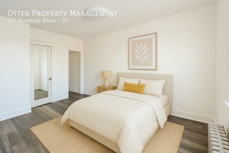 Building Photo - 727 Kenmore Rd