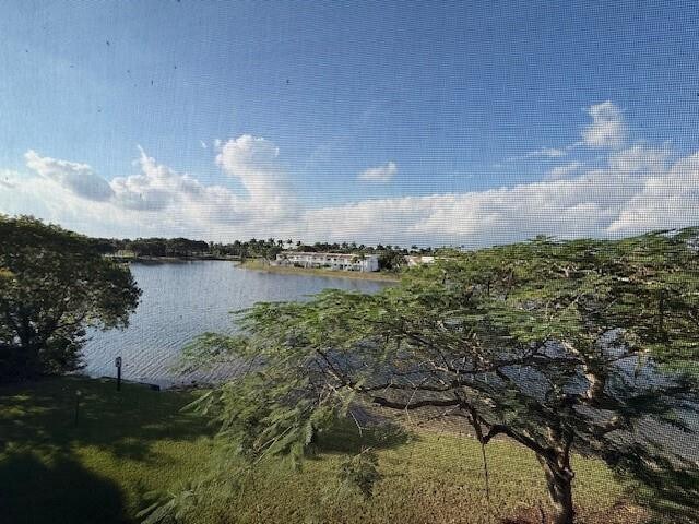 Building Photo - 10700 St