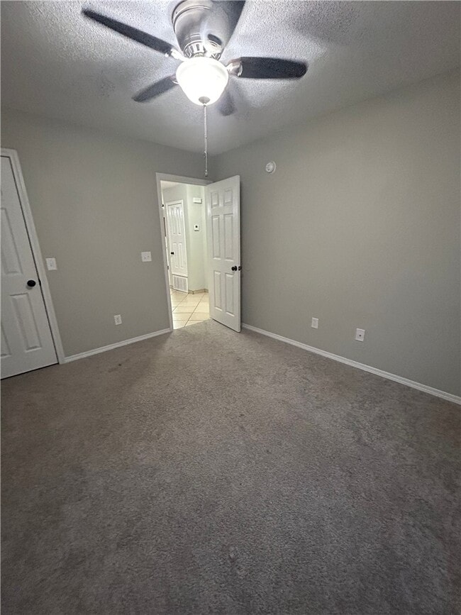 Building Photo - 3404 SW Landau Ct