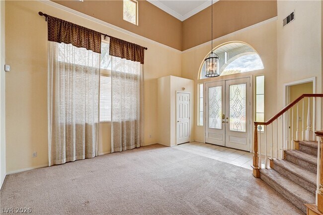 Building Photo - 2544 Kinnard Ave