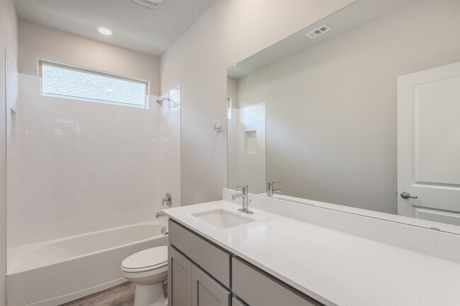 Building Photo - 14621 Bootes Dr