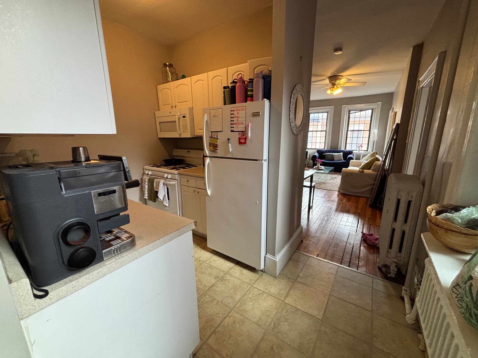 Building Photo - 2 Myrtle St