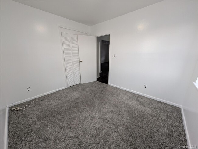 Building Photo - 209-28 Hillside Ave.