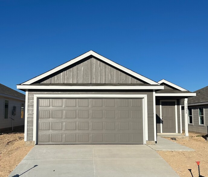 Building Photo - 13824 Chital Chase