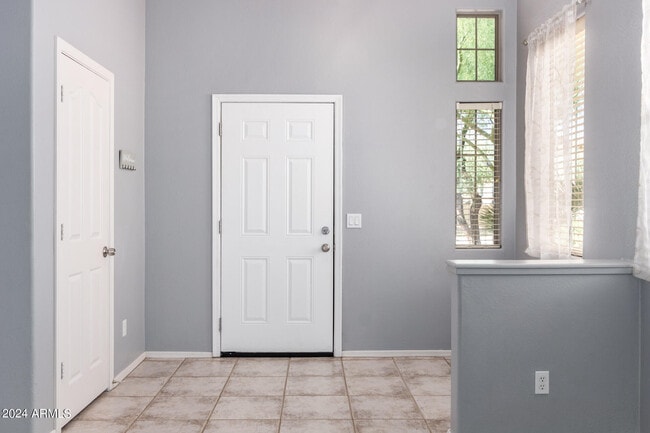 Building Photo - 4333 S Rim Ct