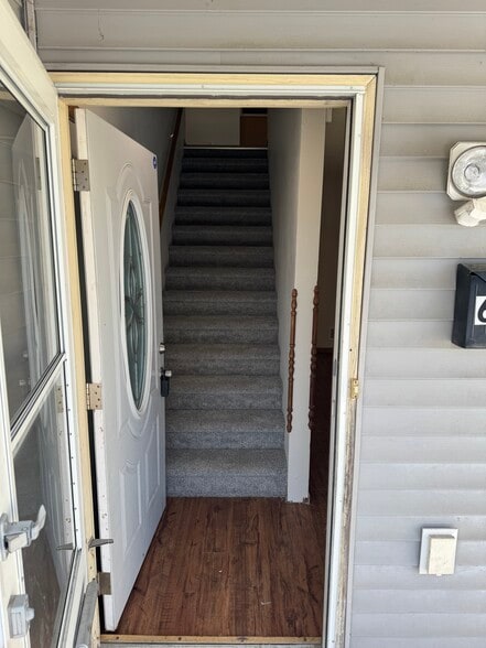 Building Photo - 614 Randolph St