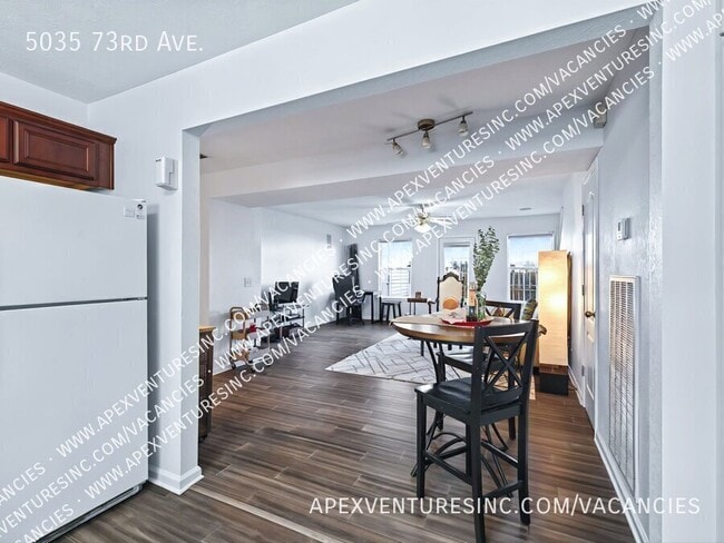 Building Photo - 5035 73rd Ave