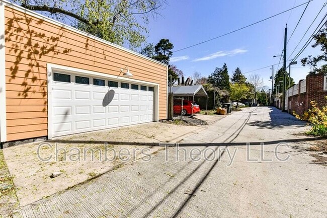 Building Photo - 3222 Klingle Rd NW