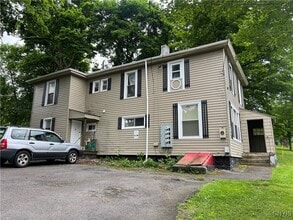 Building Photo - 4822 W Seneca Turnpike