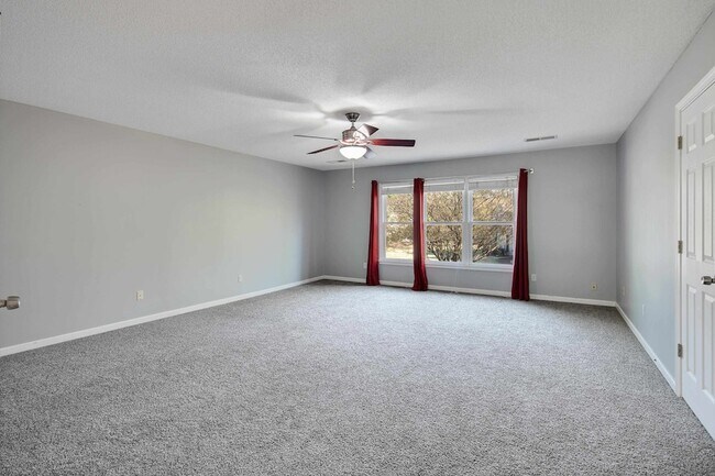 Building Photo - 979 Welbeck Cove