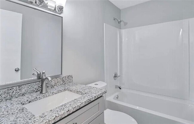 Building Photo - 3150 Cadiz Cir