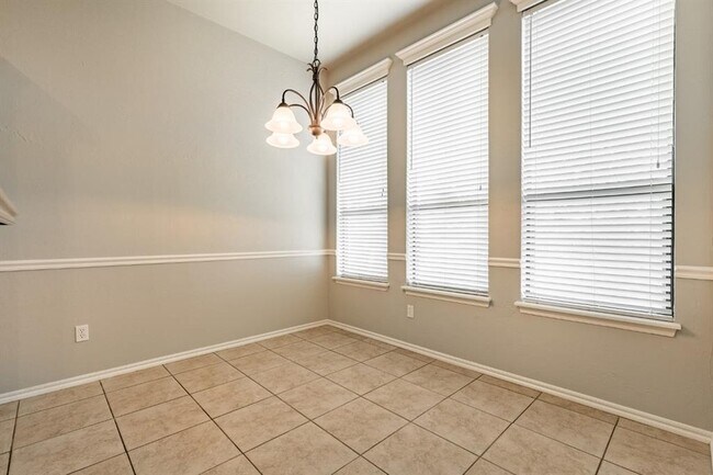 Building Photo - 2524 NW 165th Terrace