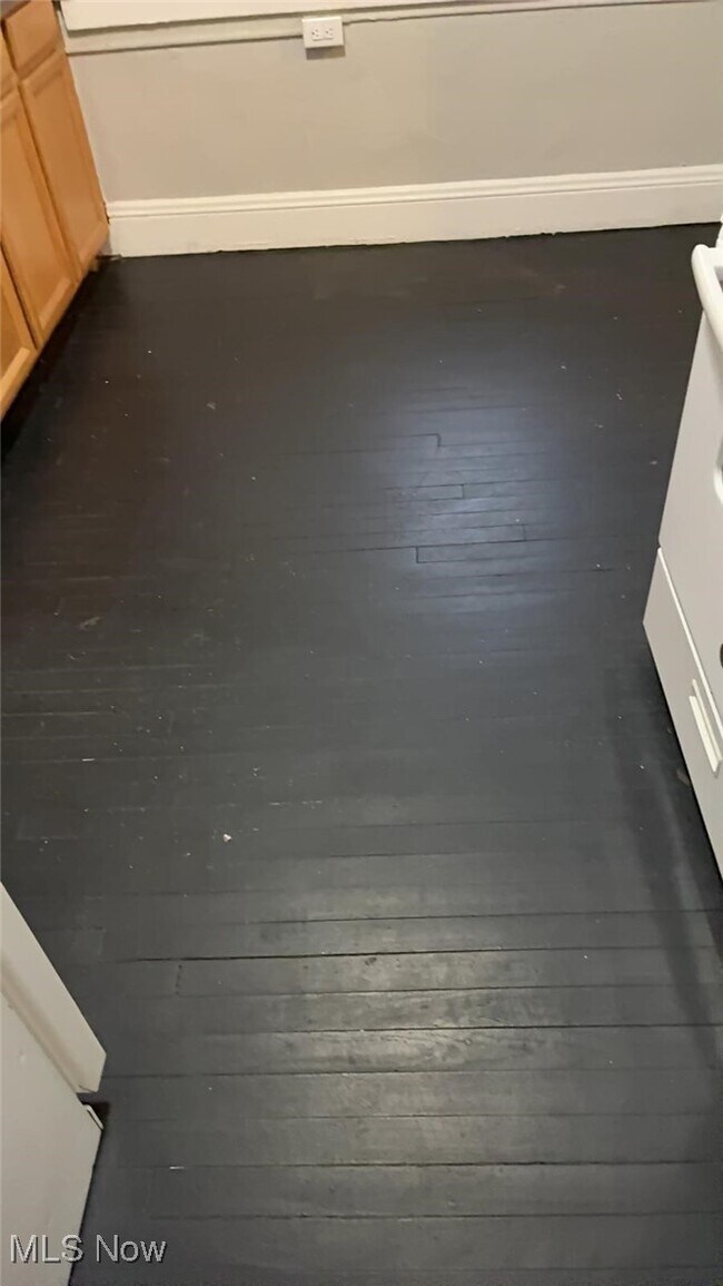 Building Photo - 2171 Olive Ave