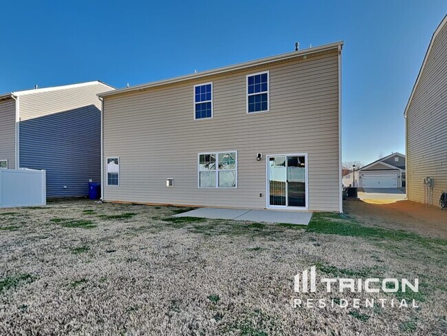 Building Photo - 147 N Cromwell Dr