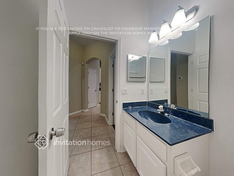 Building Photo - 2151 Wintermere Pointe Dr