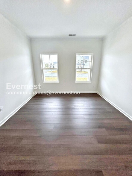 Building Photo - 627 Roy Adams Rd