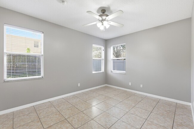 Building Photo - 737 Maya Susan Loop
