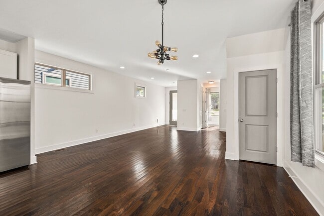 Building Photo - East Nashville Rental!